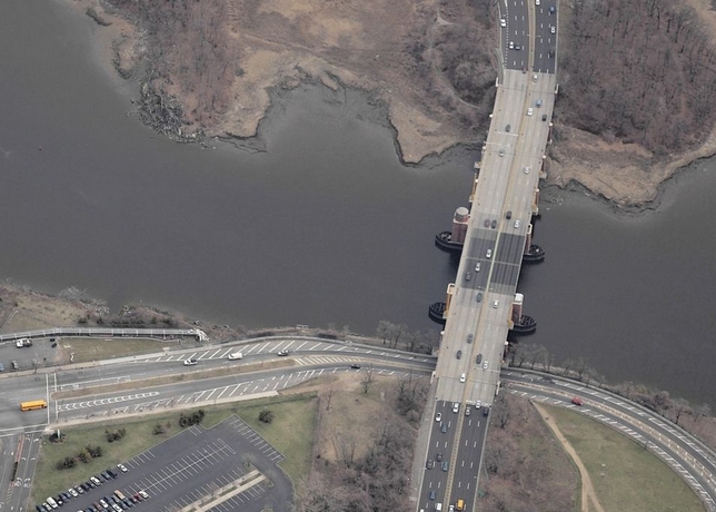 Hutchinson River Parkway Bridge: Hutchinson River Parkway Bridge 1